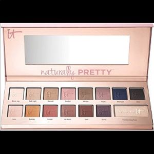 It cosmetics Naturally Pretty eyeshadow pallet.NWT